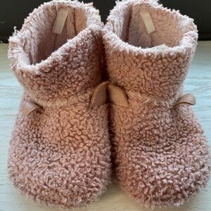 H&M Pink Sherpa Fleece Baby Booties